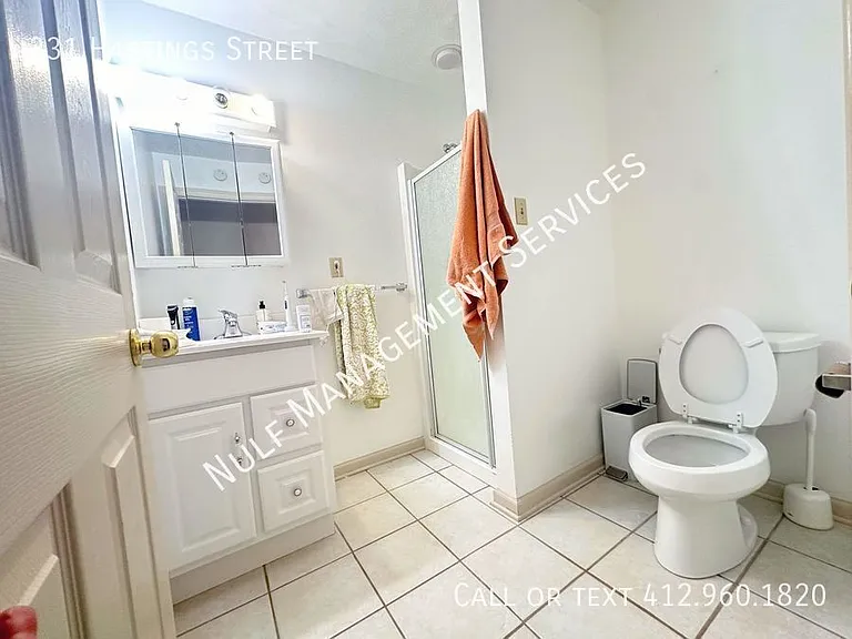 331 Hastings St — Photo 10