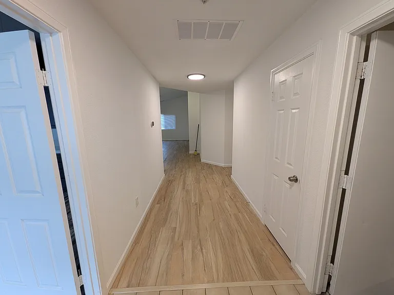 583 Hildale Cir — Photo 5
