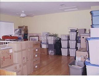 4th image of 9508 Valley Hills Ave