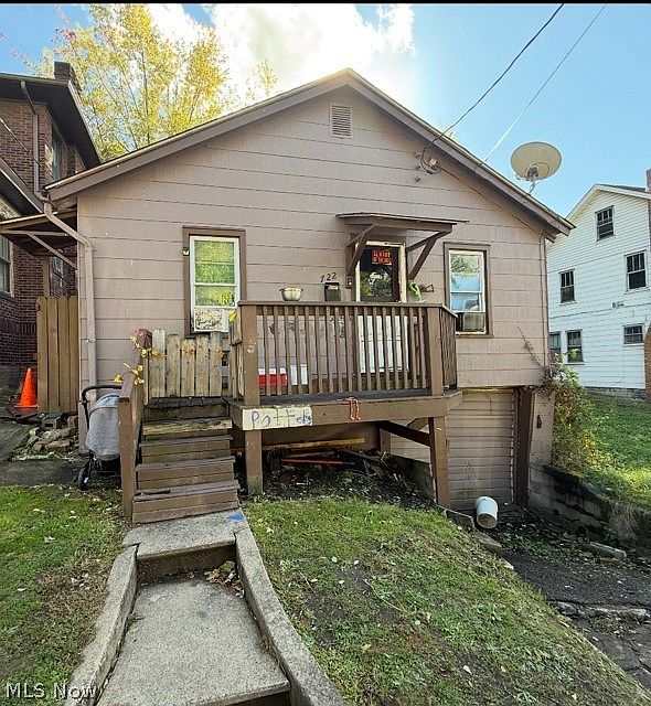 1st image of 722 Bradshaw Ave