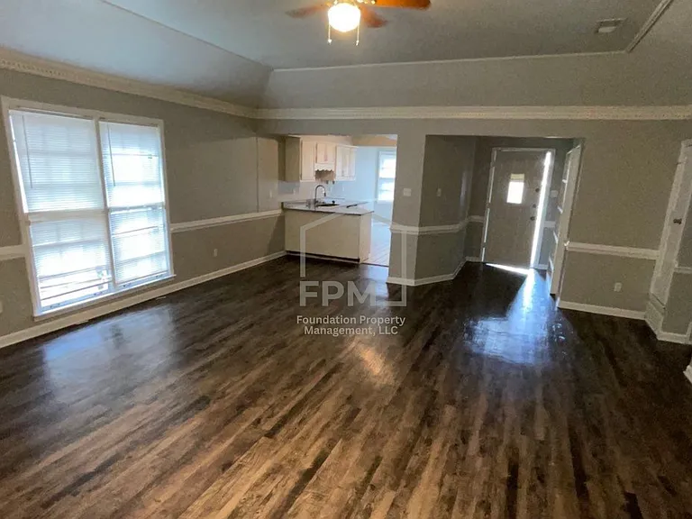 7089 Cobblestone Dr — Photo 6