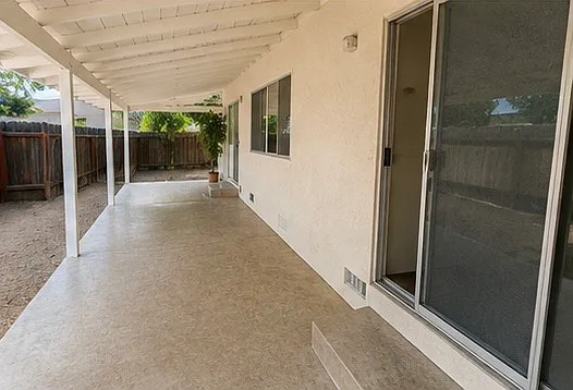 2210 San Blas Ct #2 — Photo 9
