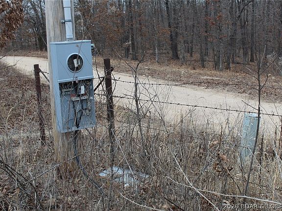 5th image of 11158 Troutdale Rd