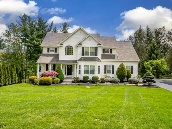 32 Canterbury Ln, Mansfield Twp., NJ 07840