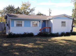 306 Dover Dr #A, Gordonville, TX 76245