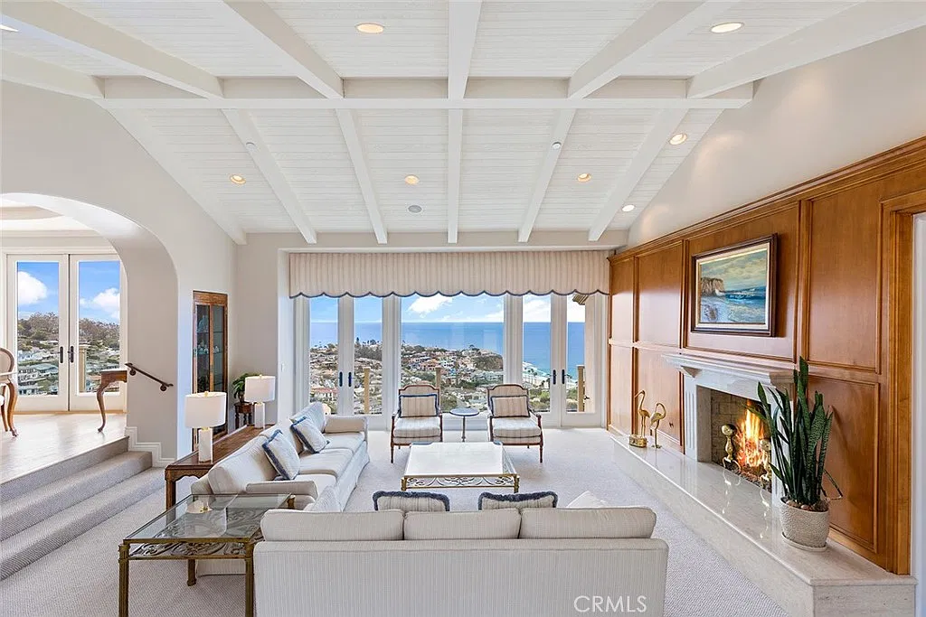 4 bed, 4.5 bath, 3779 sqft, $24,000 — Photo 4