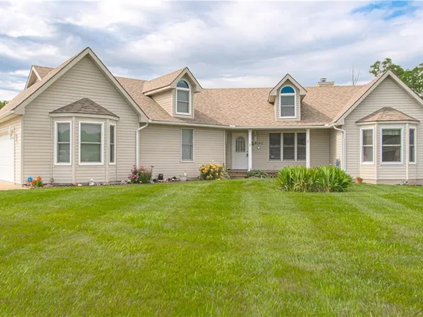 9181 Alpha Rdg, Trimble, MO 64492