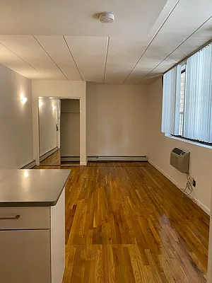 Rented by Bahar Management | media 9