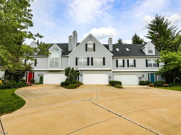 908 Bristol Ln, Streetsboro, OH 44241