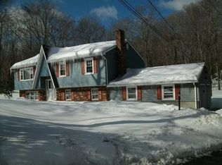 24 Deer Trl, Oakdale, CT 06370