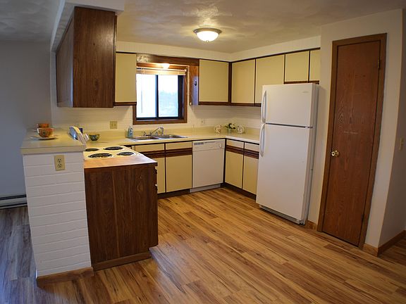 2nd image of 3552 Smith Dr APT 11