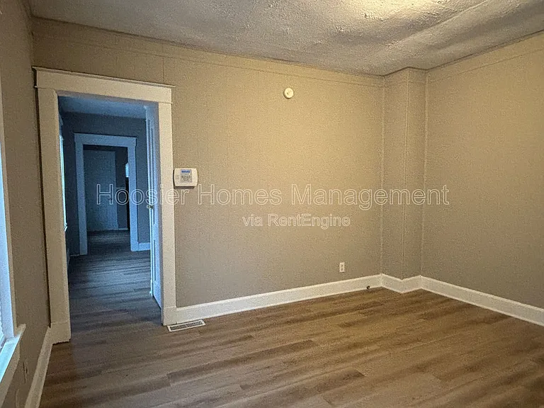 1421 N Olney St — Photo 5