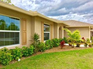 5835 NW Dooley Cir, Port Saint Lucie, FL 34986