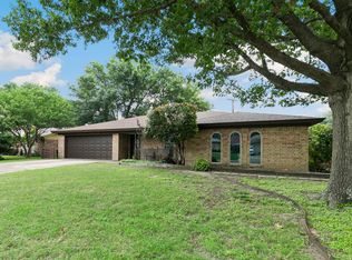 5600 Jamaica Cir, North Richland Hills, TX 76180