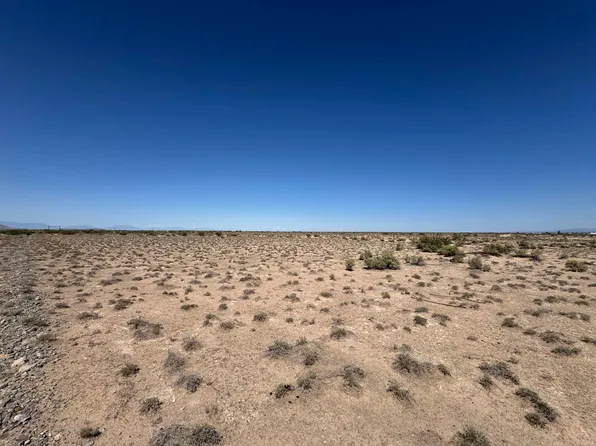 20 School Rd, Alamogordo, NM 88310