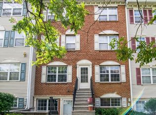 49A Wickliffe St, Newark, NJ 07103