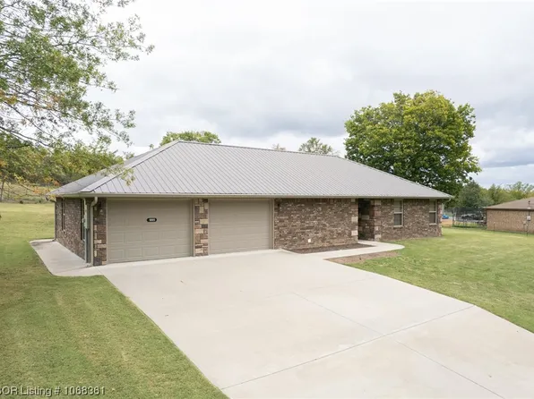 1005 Baltimore Ln, Panama, OK 74951