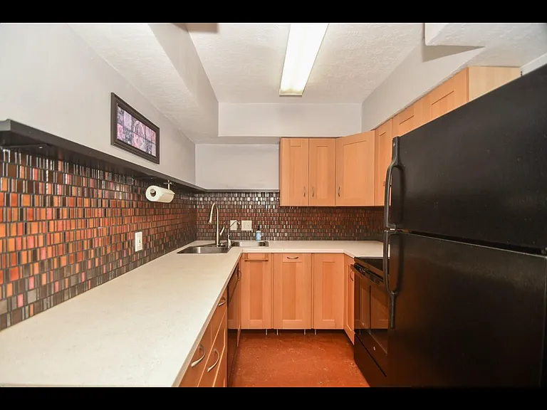 2601 Bellefontaine St — Photo 8