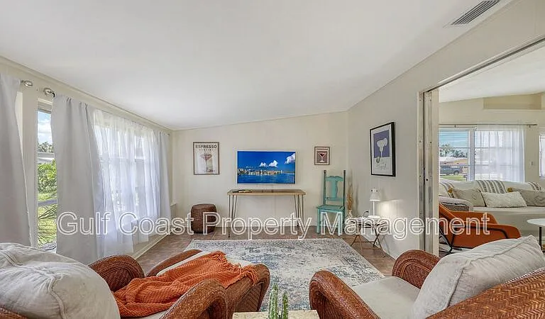 2551 Waneta Dr — Photo 12