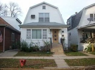 6228 W Waveland Ave, Chicago, IL 60634