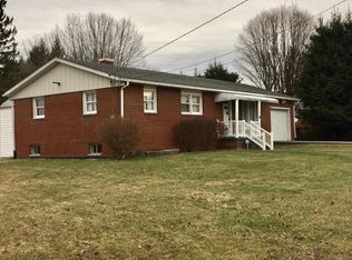67 Park Ave, Craigsville, WV 26205