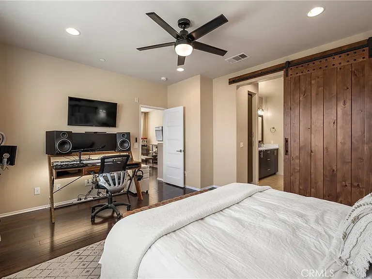 43081 Avenida Amistad — Photo 11