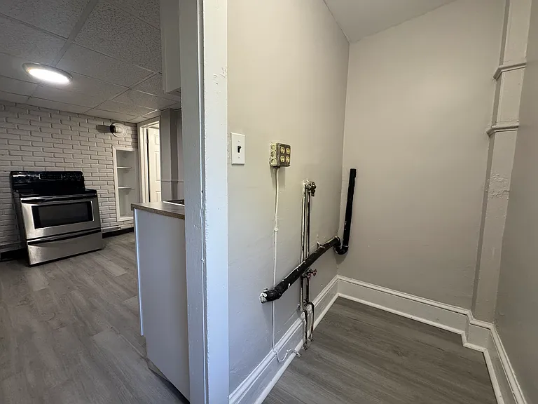 224 Prospect St #3 — Photo 15