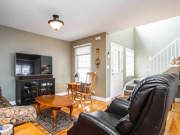 3rd image of 7858 Bristol Park Dr