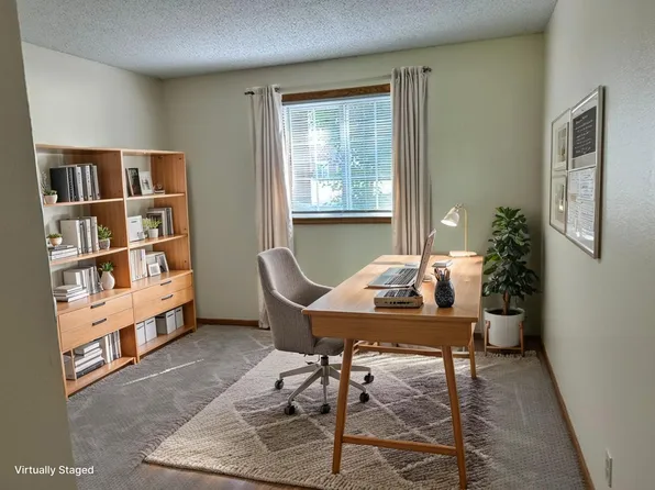8291 Stockbridge Cir #8291, Eden Prairie, MN 55344