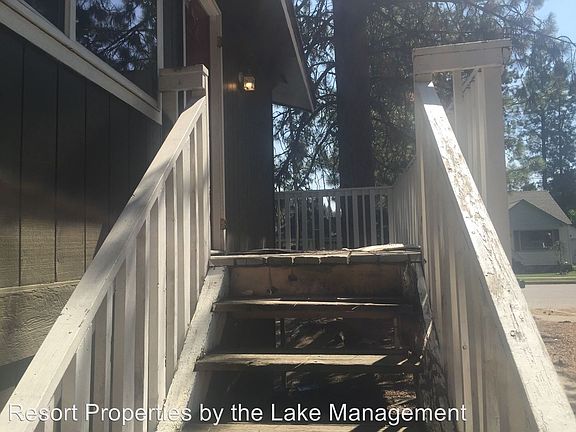 3rd image of 1533 E Satre Ave