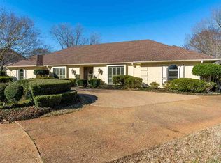 609 Regency Dr, Longview, TX 75604