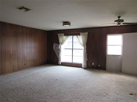 2nd image of 446 Norwood St