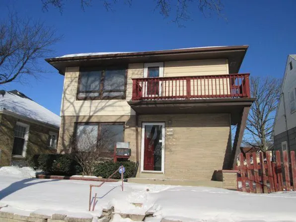 7010 W Hampton Ave, Milwaukee, WI 53218