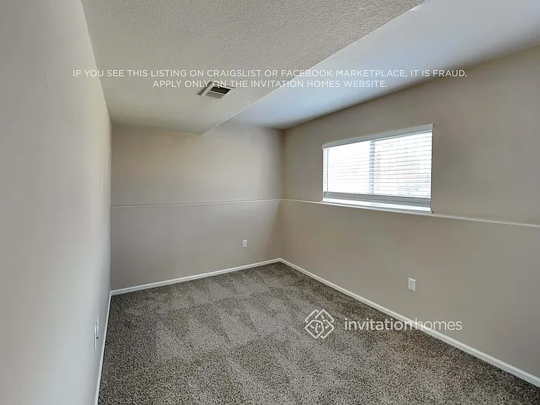 4861 N Silverlace Dr — Photo 13