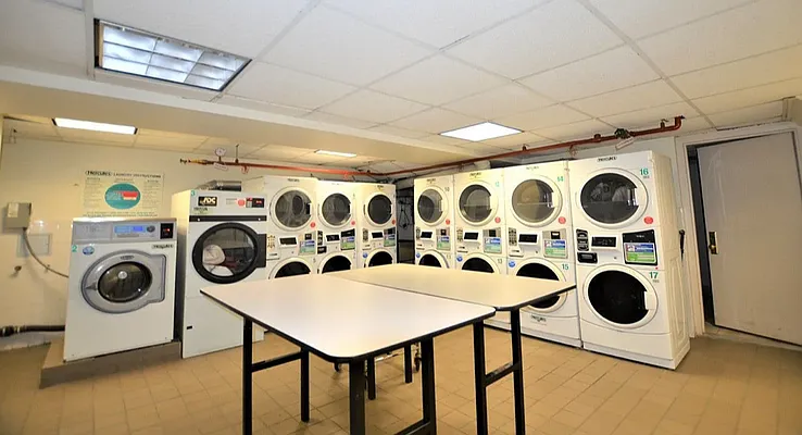 Rented by Manhattan Realty Group | media 6