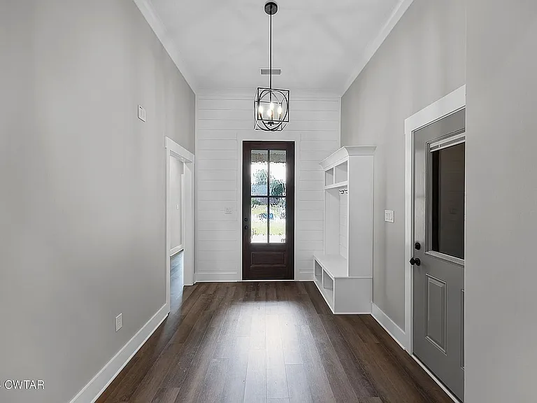 65 Rockwood Dr — Photo 2