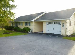 530 White Oak Rd, Rural Valley, PA 16249