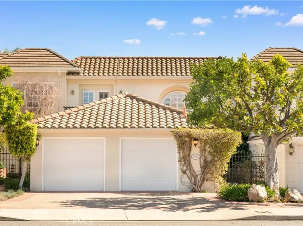 2282 Canyonback Rd, Los Angeles, CA 90049