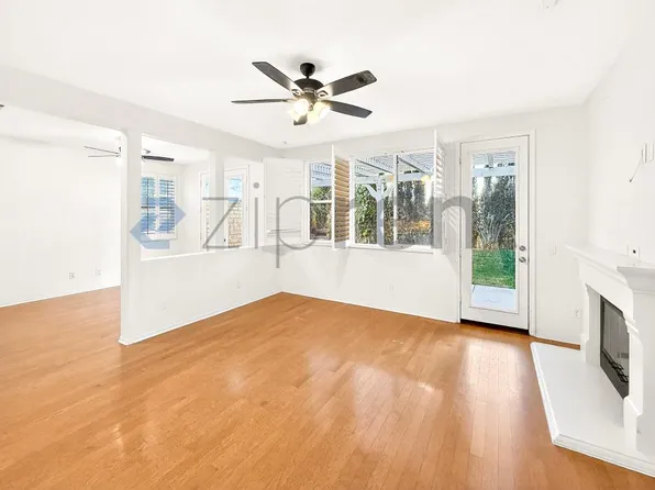 19988 Via Joyce Dr, Santa Clarita, CA 91350