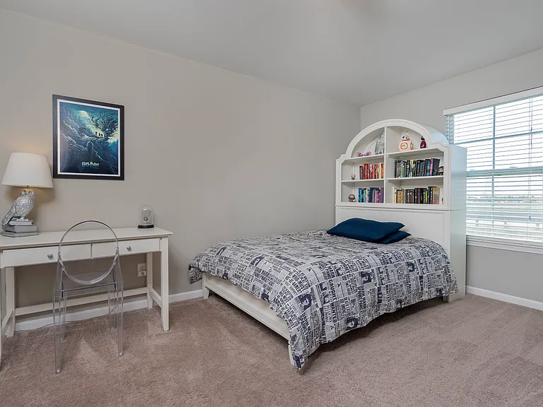 705 Bridgeview Dr — Photo 14