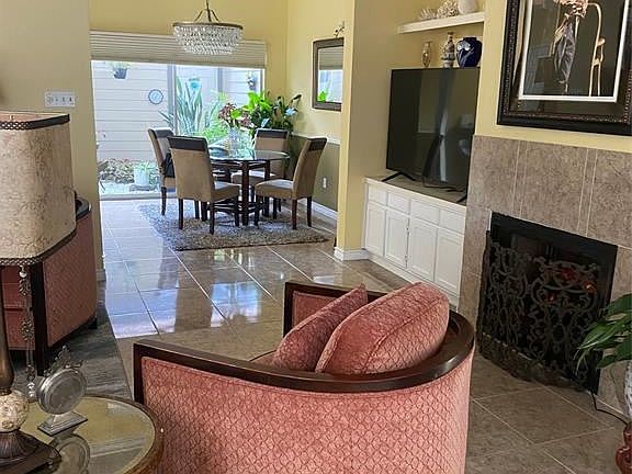 5th image of 736 Country Place Dr APT C