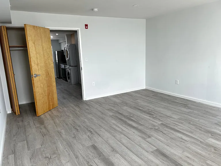 1721 Mifflin St #3 — Photo 7