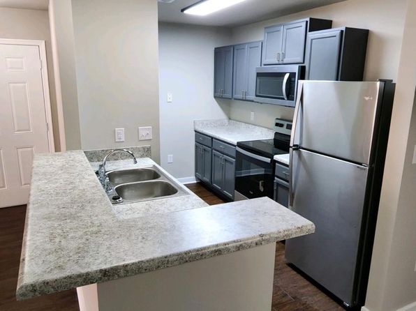 160 Wallace St APT 3C