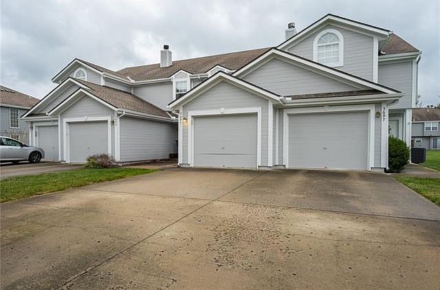 1st image of 5695 NW Plantation Ln
