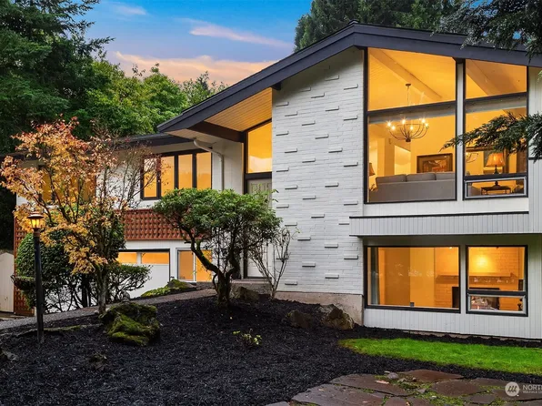8445 NE 12th Street, Medina, WA 98039