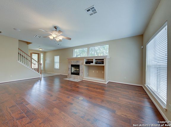 5th image of 1323 Circle H Dr