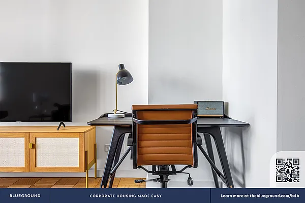 Rented by The Blueground | media 5