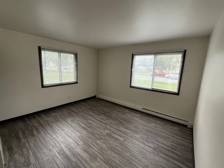 187 S National Ave #10 — Photo 24
