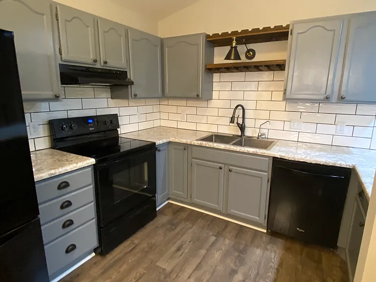 1913 Deerhaven Ln NE #23 — Photo 8