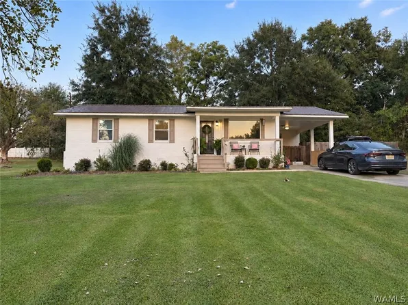 218 Lake Shore Dr, Haleyville, AL 35565